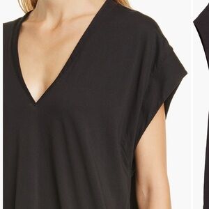 Frame Le Mid Rise V neck Tee